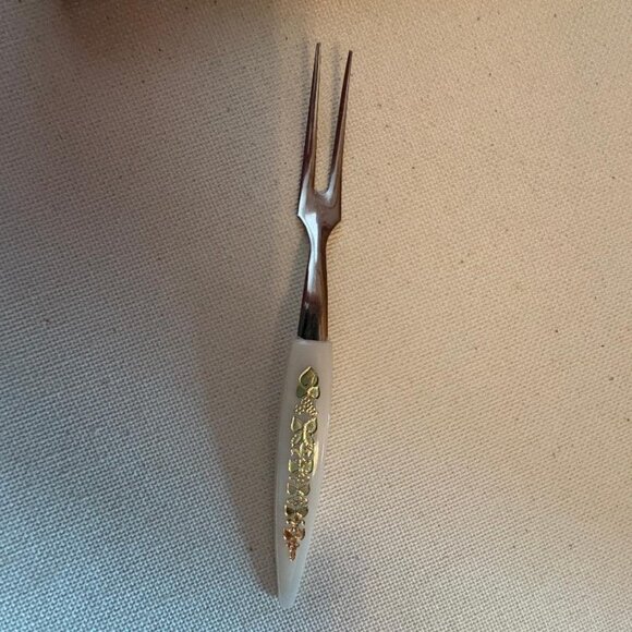 Set of Adriane Mini Forks for Hors D'oeuvres, Relish, Cheese, Fruit, Coldcuts - Picture 4 of 4